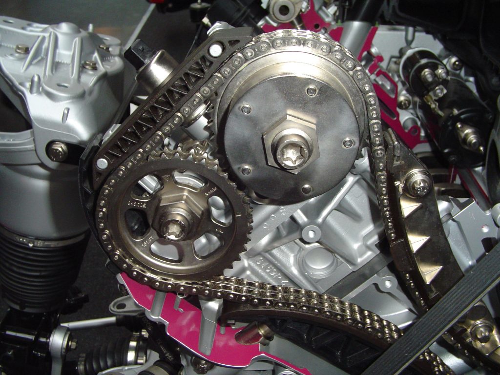 timing chain vs timing belt service